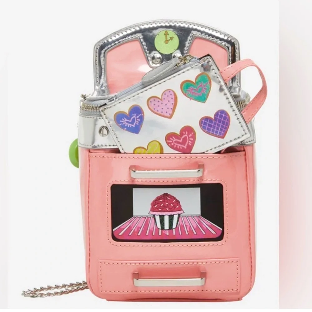 🩷 2pcs Betsey Johnson Kitsch L'Oven You crossbody purse & card holder pouch.